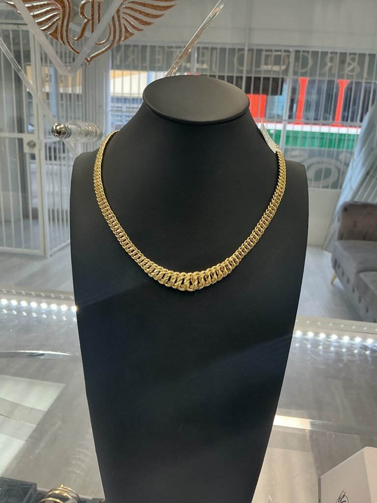WOMEN CHAIN PRINCESS 10k Size 16