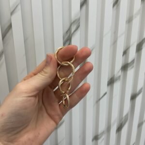 woman earrings 10k