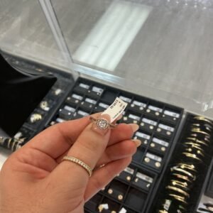 women rings 10k Size 8