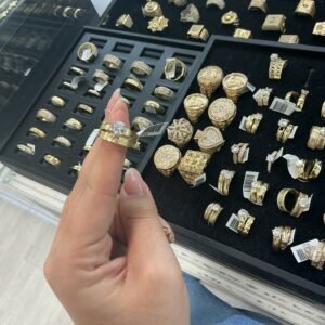 women rings WEDDING RING 10k Size 7