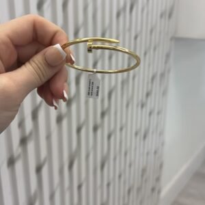 woman brazalet carti plane 10k