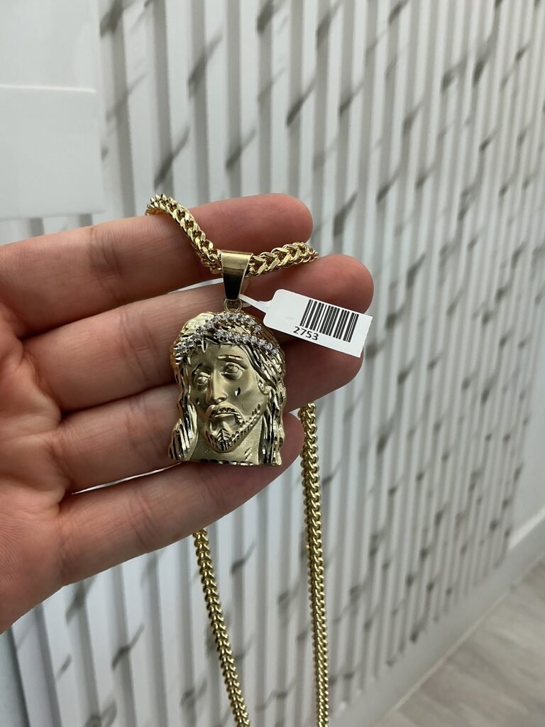 pendant JESUS 10k